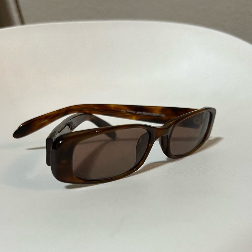 Brown sunglasses